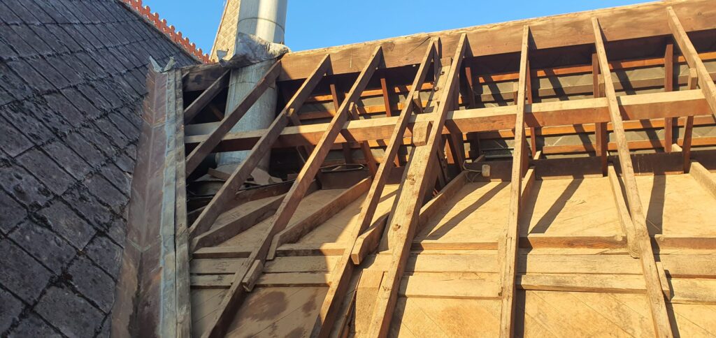 EnviroScience Construction Asbestos Slate Roof Removal